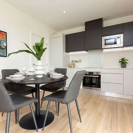 Modern In The Heart Of Apartamento Dublin